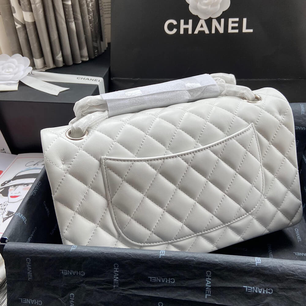 Chanel Classic Flap Medium Bag - Replica Luxury Bags™