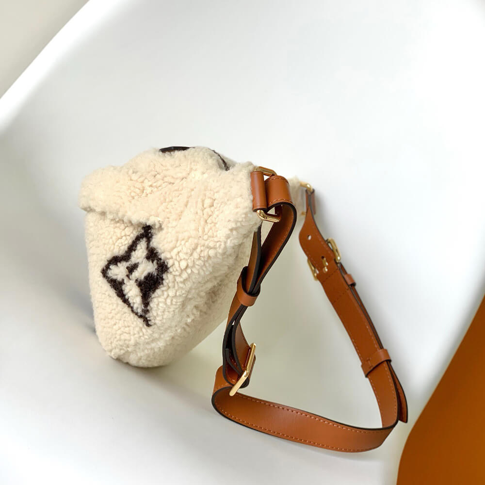 LV Bumbag - Replica Luxury Bags™