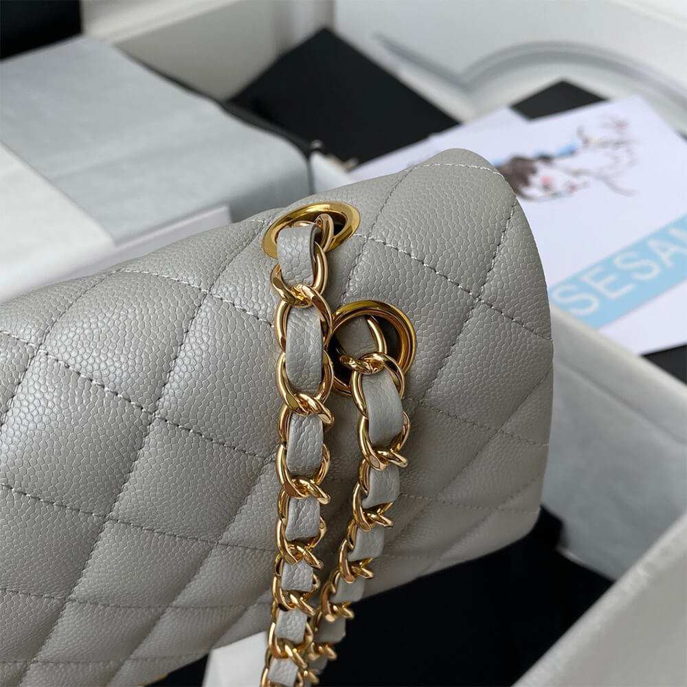 Chanel Classic Flap Handbag - Replica Luxury Bags™