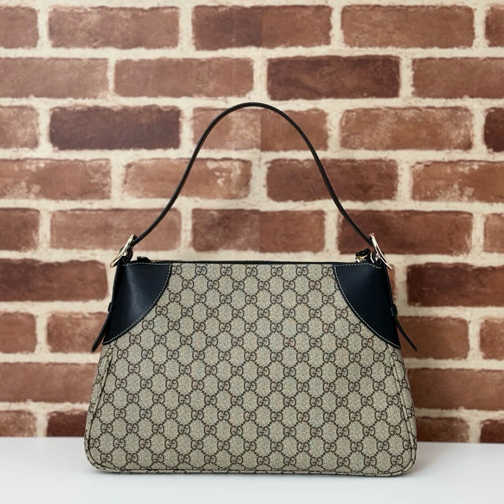 Gucci GG Emblem Medium Shoulder Bag - Replica Luxury Bags™