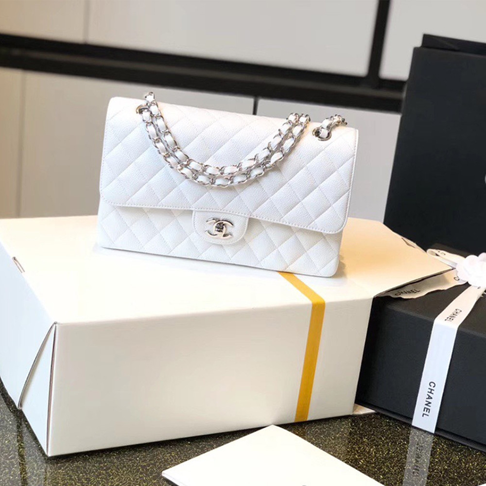 Chanel Classic Flap Handbag - Replica Luxury Bags™