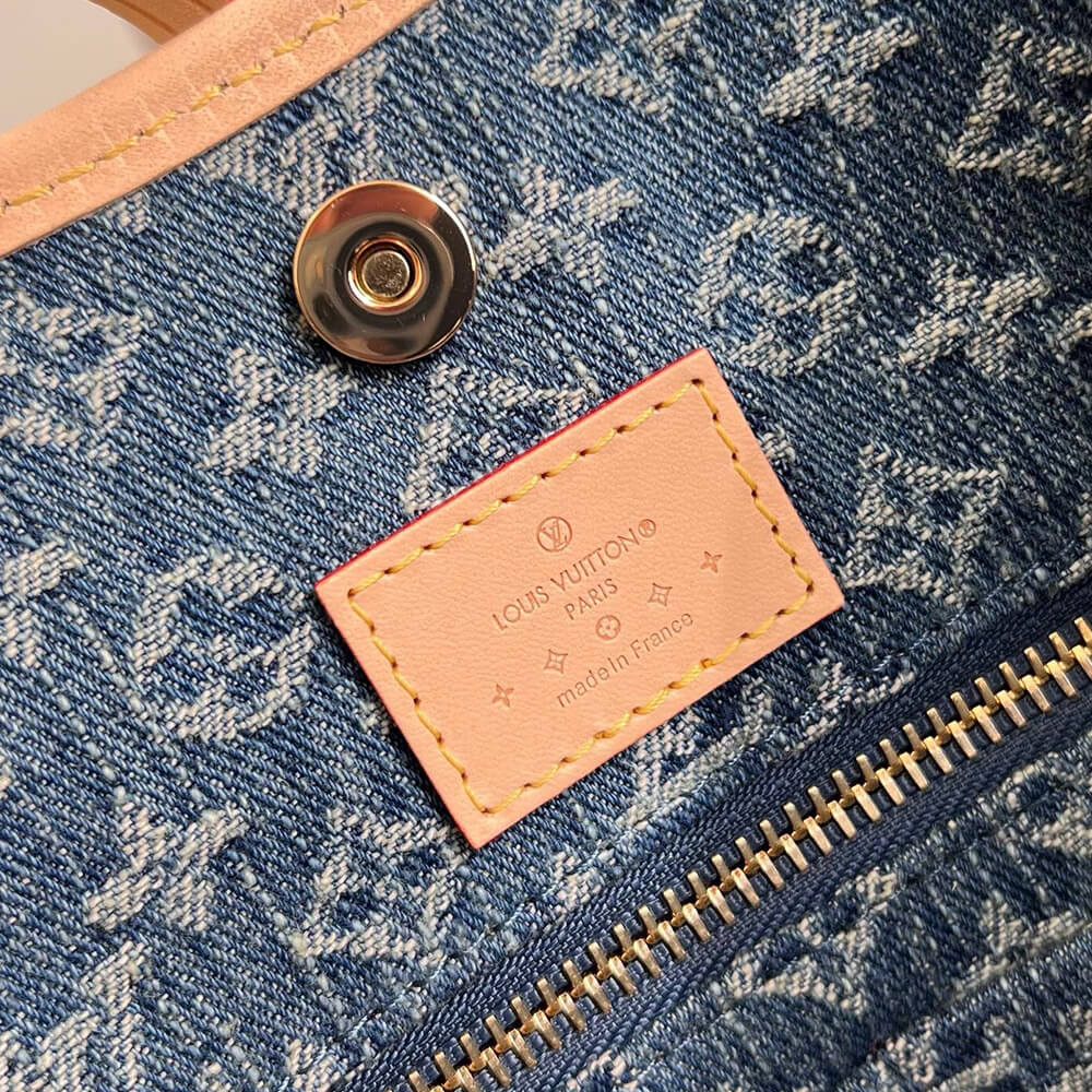 LV CarryAll MM Bag - Replica Luxury Bags™