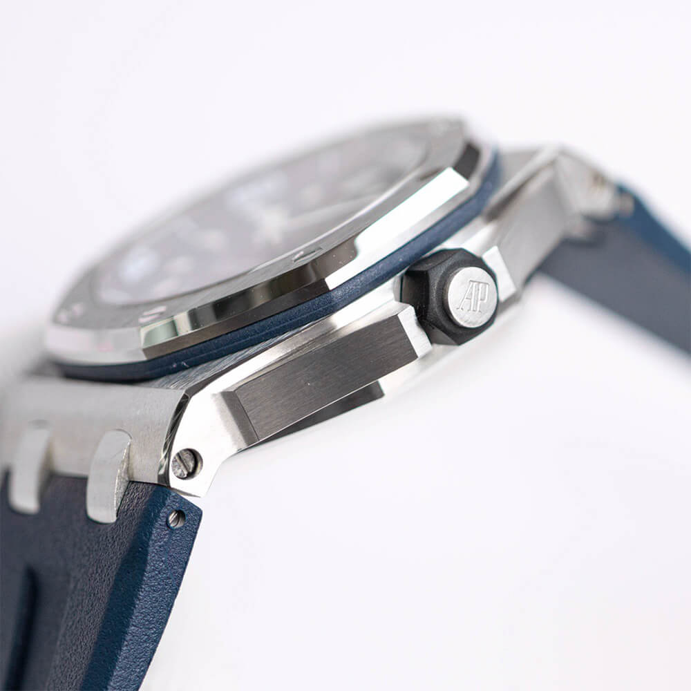 Audemars Piguet Royal Oak 15720 - Replica Luxury Bags™