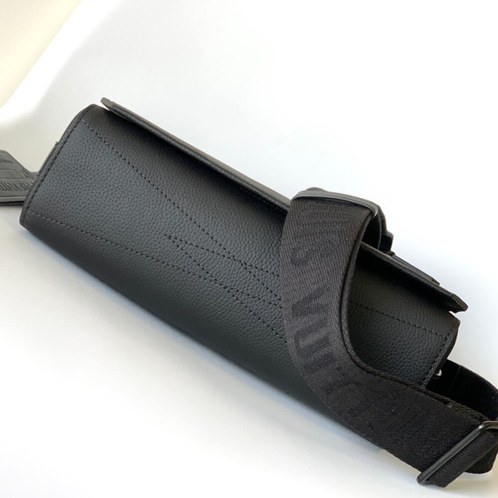 LV Takeoff Messenger Bag - Replica Luxury Bags™