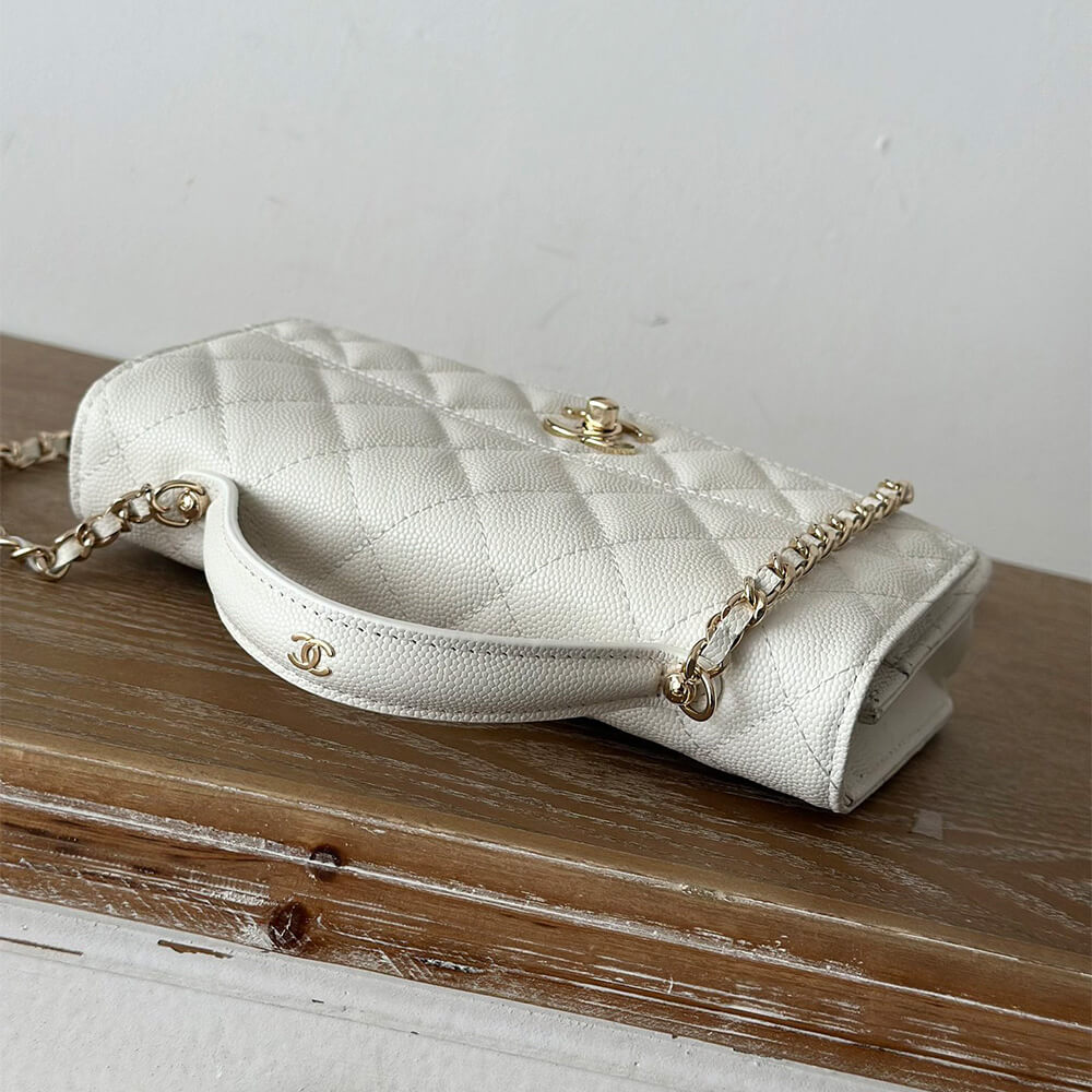 Chanel Clutch Bag With Chain - Replica Luxury Bags™