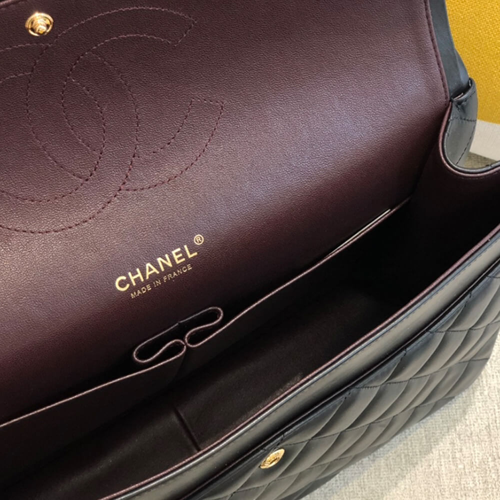 Chanel Classic Maxi Handbag - Replica Luxury Bags™