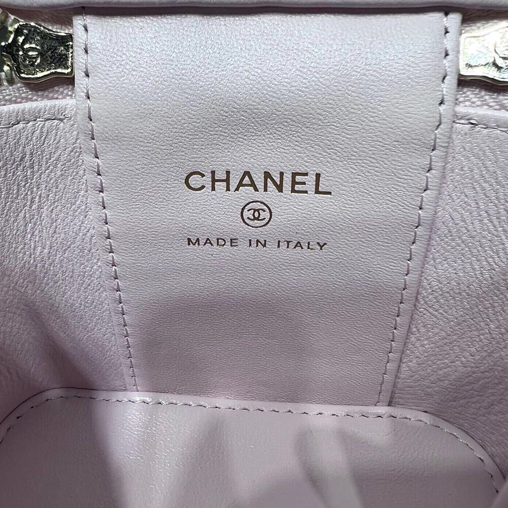 Chanel Quilted Pearl Crush Mini Vanity Case Bag With Top Handle - Replica Luxury Bags™