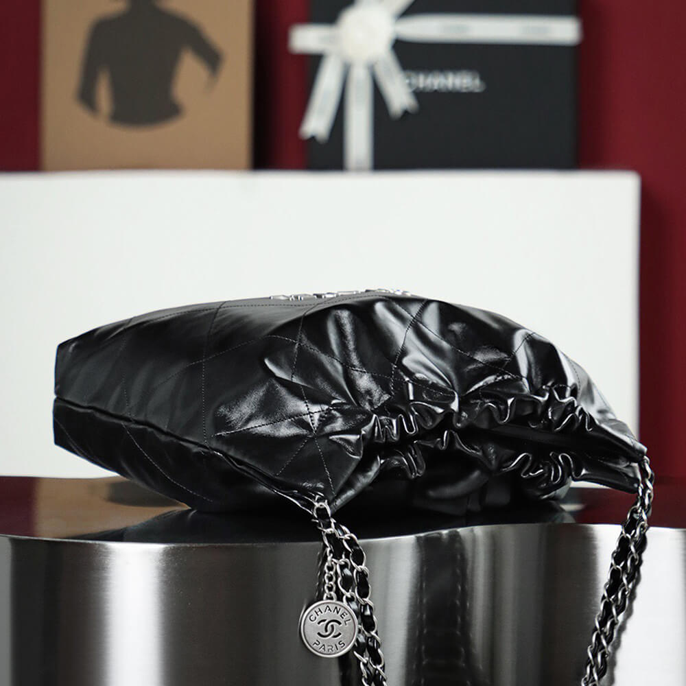 Chanel 22 Handbag - Replica Luxury Bags™