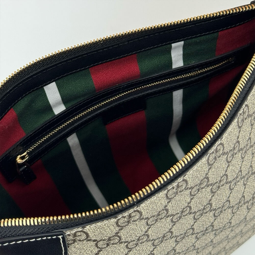 Gucci GG Emblem Medium Shoulder Bag - Replica Luxury Bags™