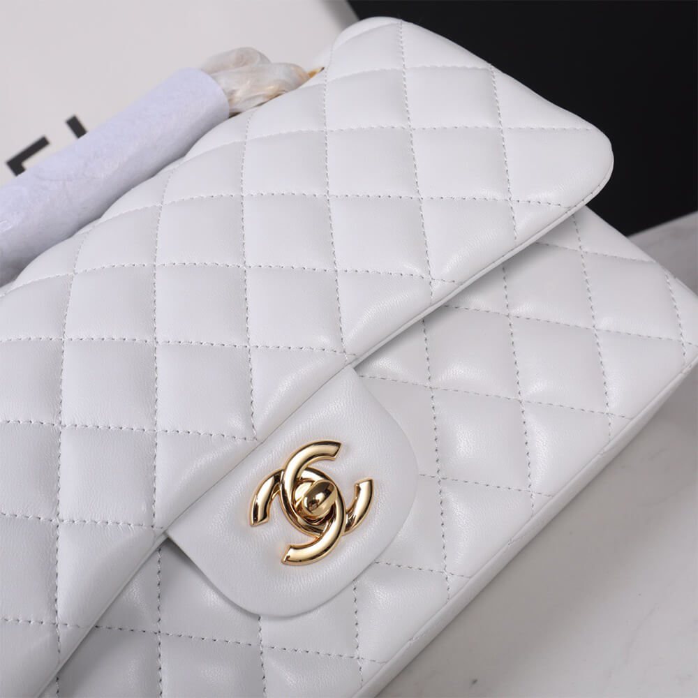 Chanel Classic Flap Medium Bag - Replica Luxury Bags™