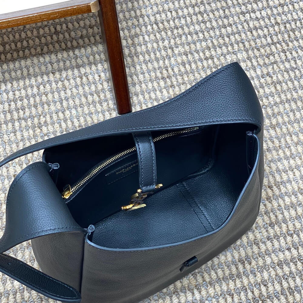 YSL le 5 a 7 Supple Small Bag in Grained Leather - Replica Luxury Bags™