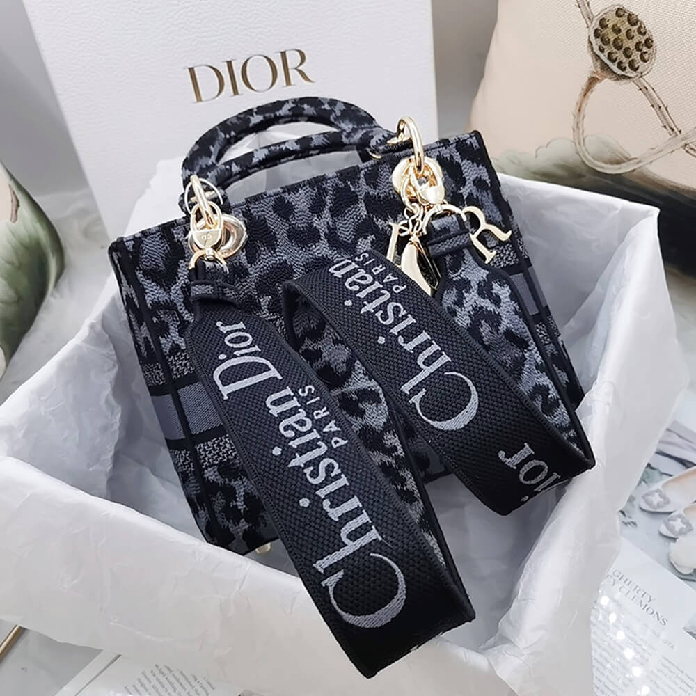 Dior Medium Lady D-Lite Bag - Replica Luxury Bags™