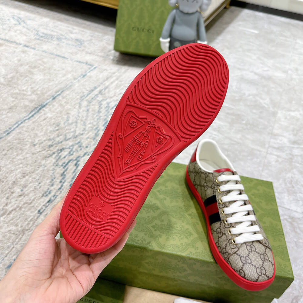 Gucci Ace GG Supreme sneaker with bees Shoes - Replica Luxury Bags™