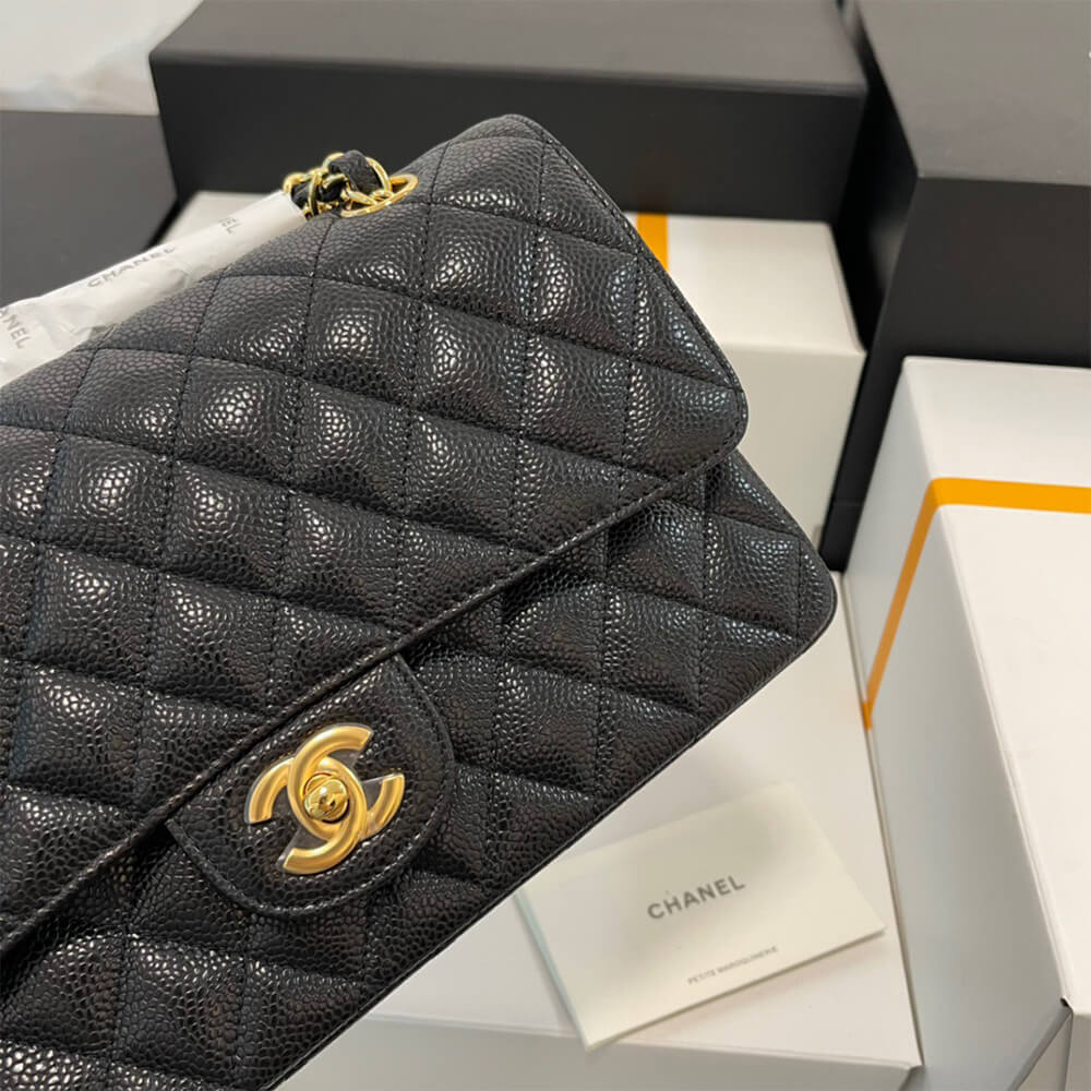 Chanel Classic Flap Handbag - Replica Luxury Bags™
