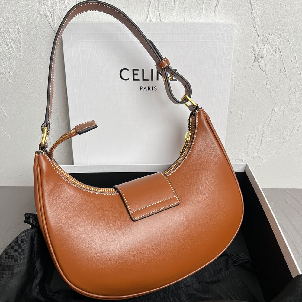 CELINE MEDIUM AVA TRIOMPHE BAG in Smooth Calfskin - Replica Luxury Bags™