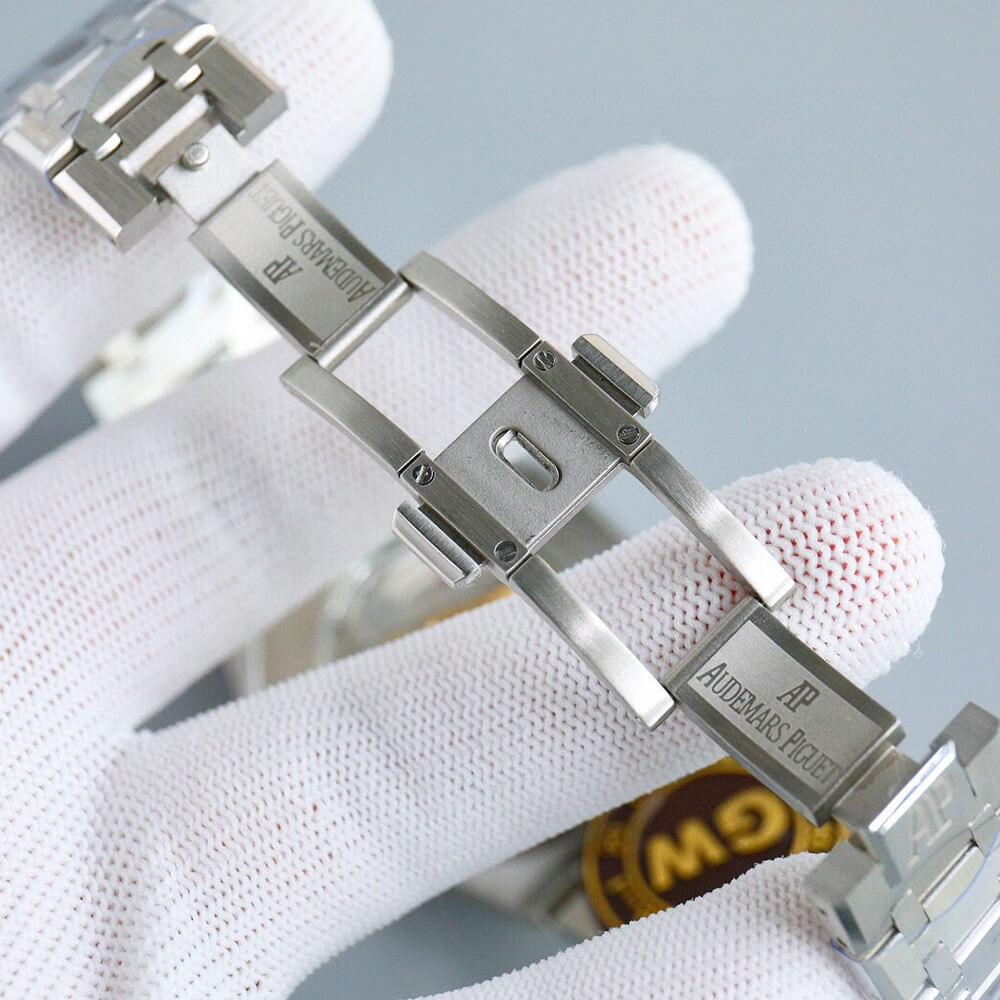 Audemars Piguet Royal Oak 15400 - Replica Luxury Bags™