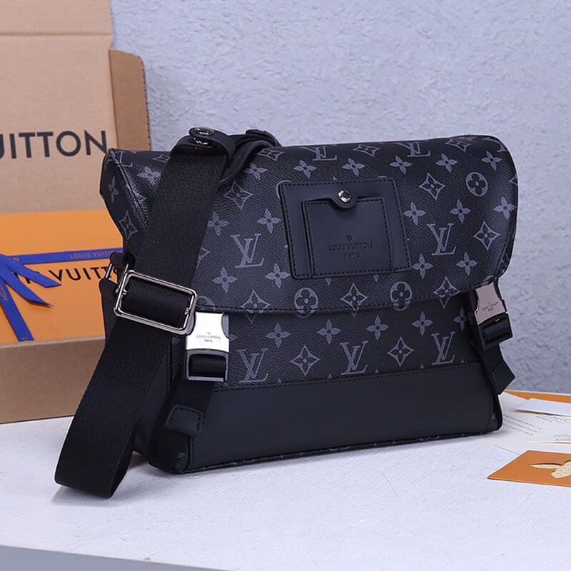 LV Messenger PM Voyager Bag - Replica Luxury Bags™