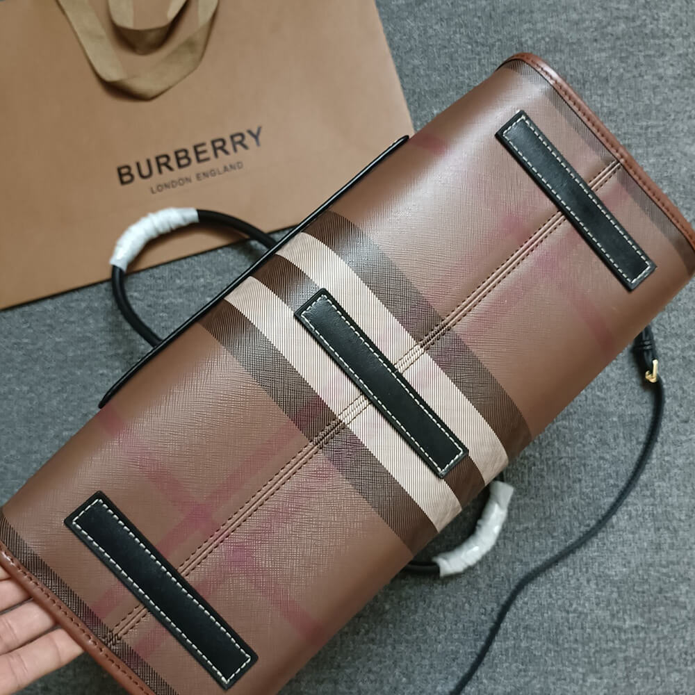 Burberry Medium Freya Tote Bag - Replica Luxury Bags™
