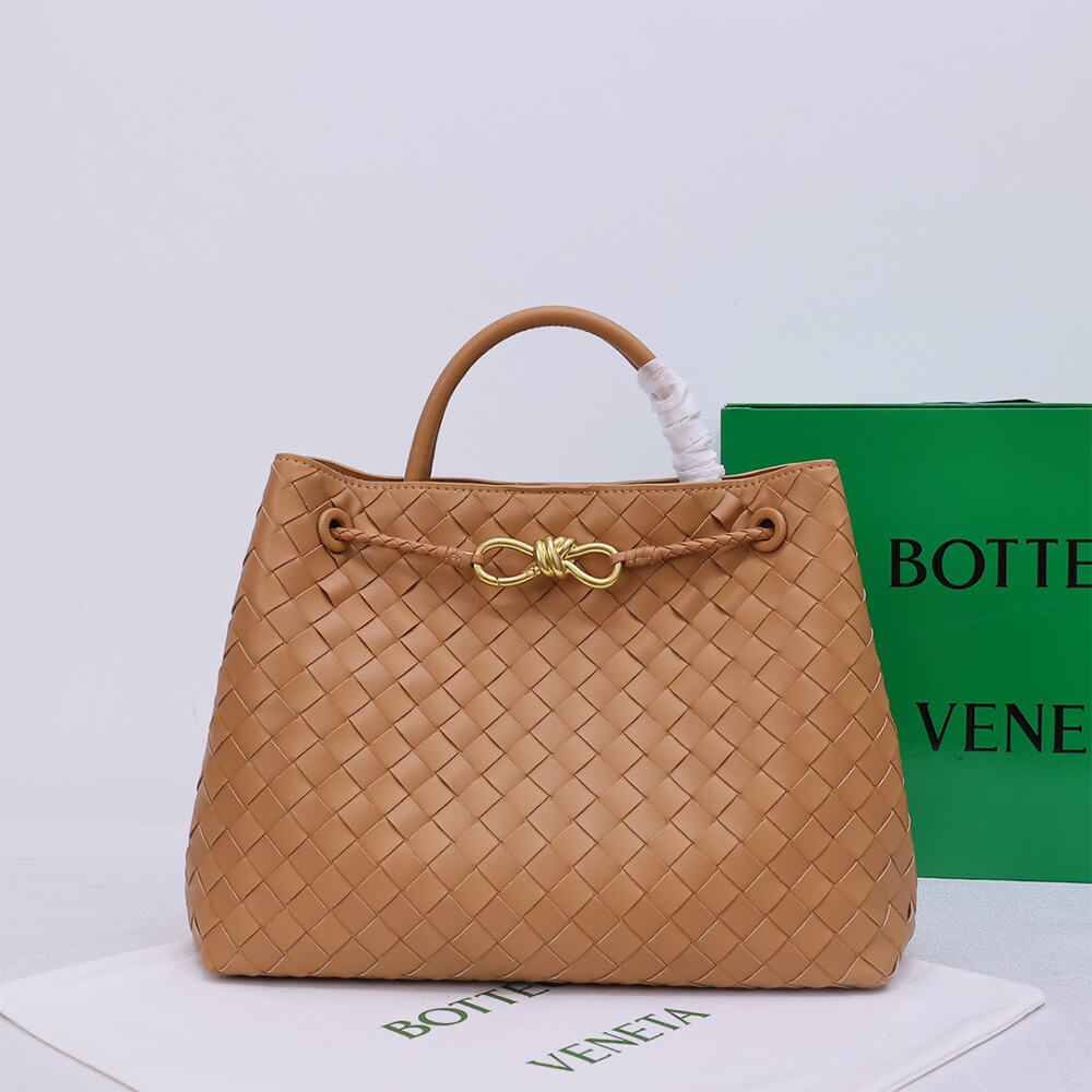 Bottega Veneta Medium Andiamo Bag - Replica Luxury Bags™