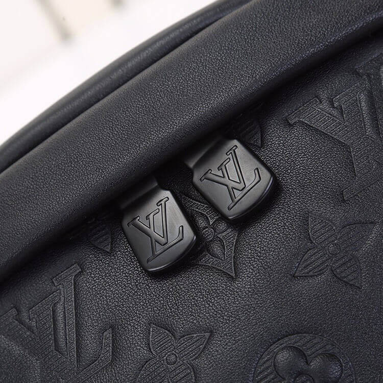 LV Discovery Bumbag - Replica Luxury Bags™