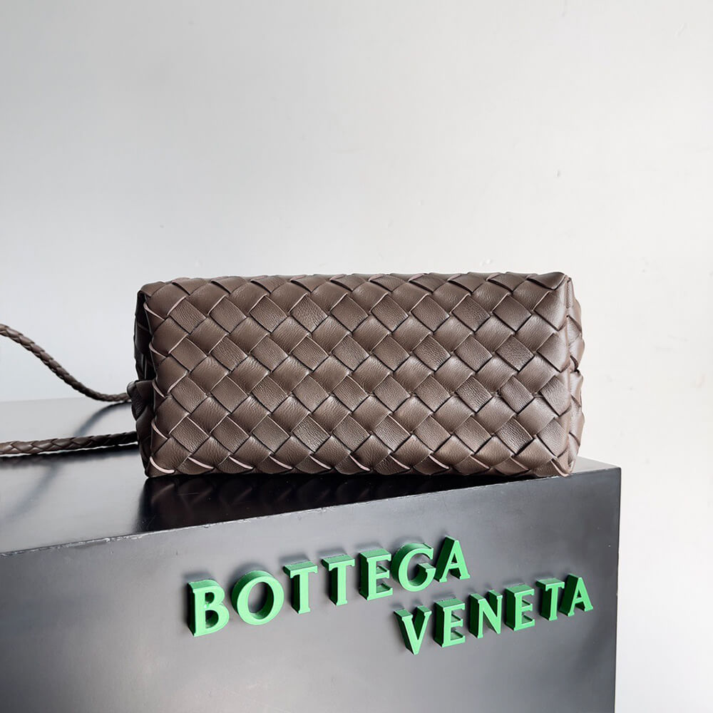 Bottega Veneta Small Andiamo Bag - Replica Luxury Bags™