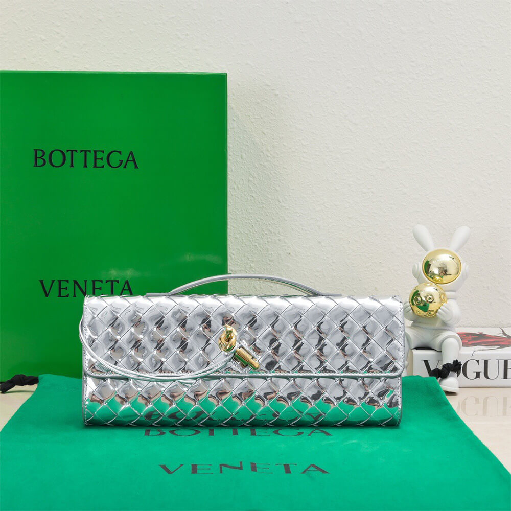 Bottega Veneta Andiamo Clutch Bag - Replica Luxury Bags™