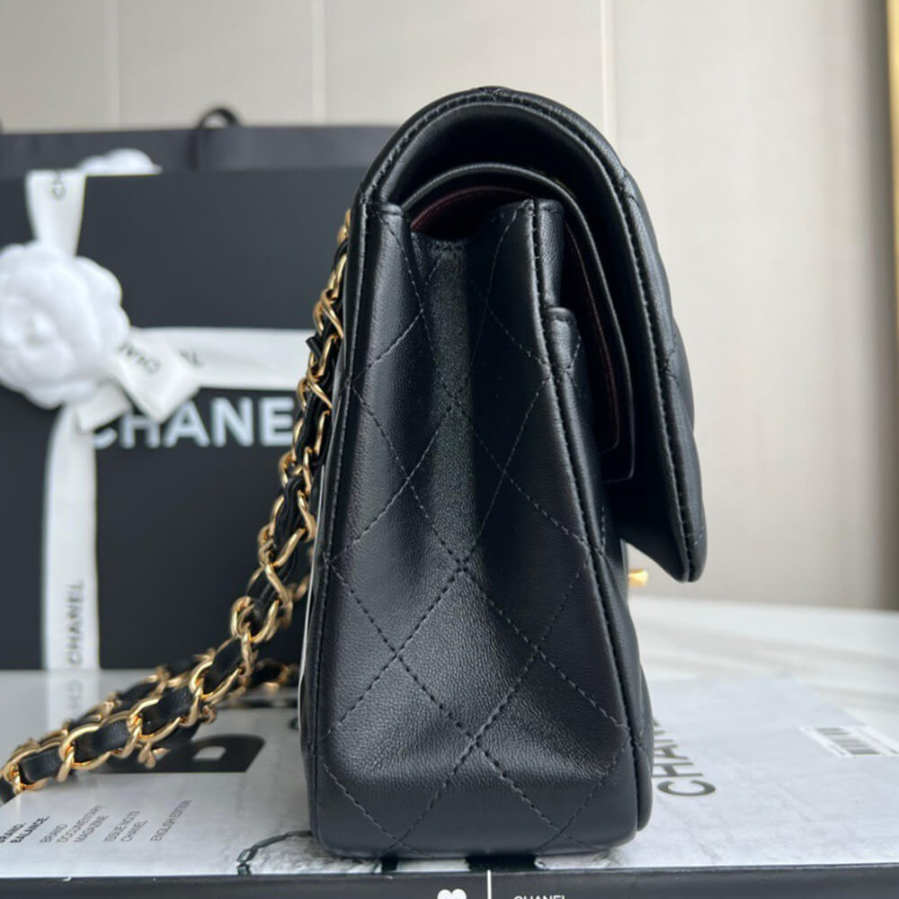 Chanel Classic Flap Handbag - Replica Luxury Bags™