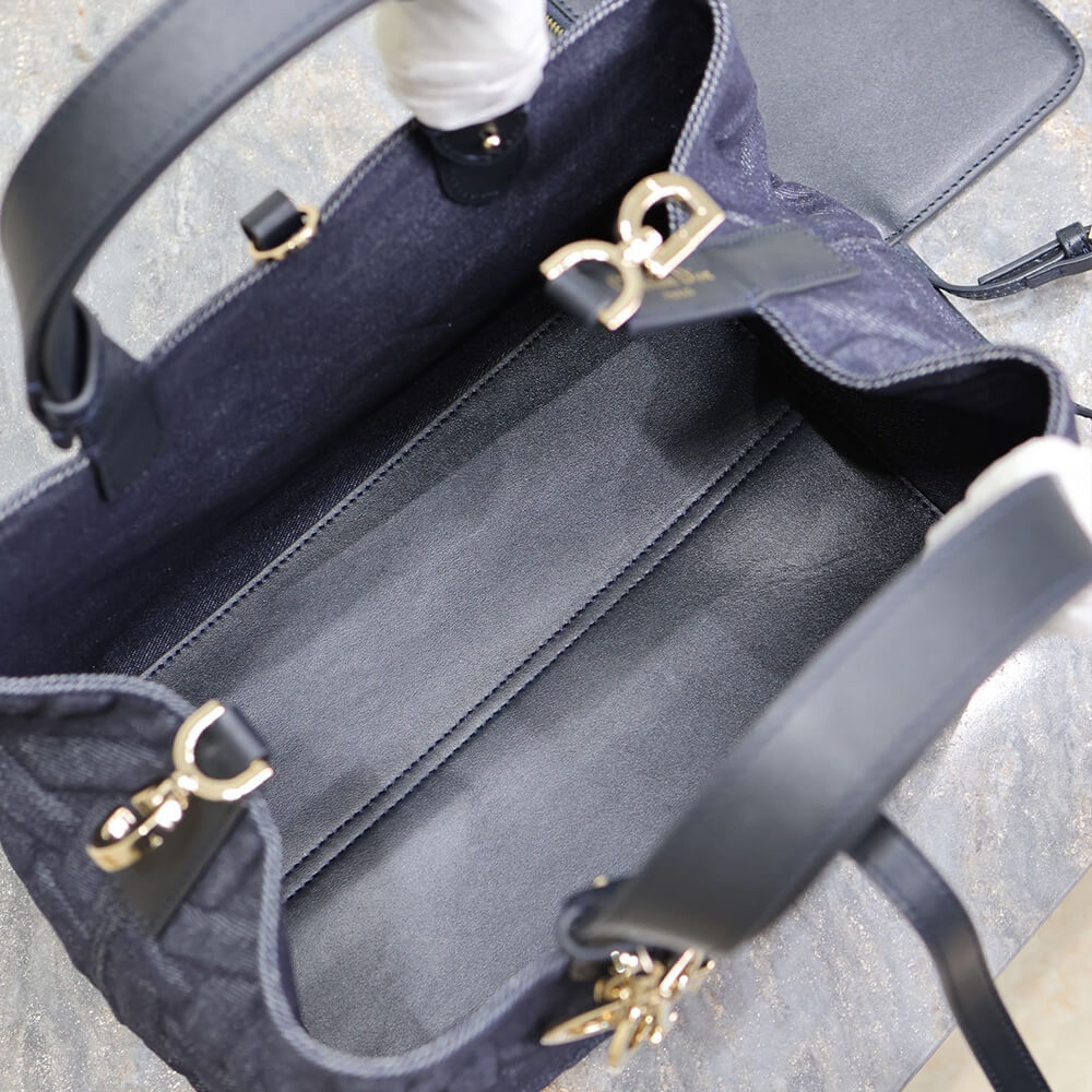 Medium Dior Toujours Bag - Replica Luxury Bags™