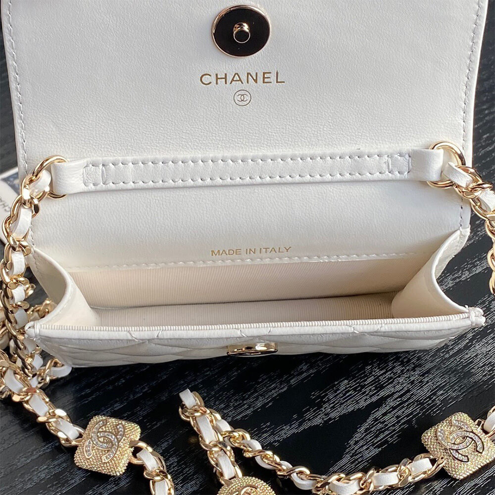 Chanel Clutch Bag With Chain - Replica Luxury Bags™