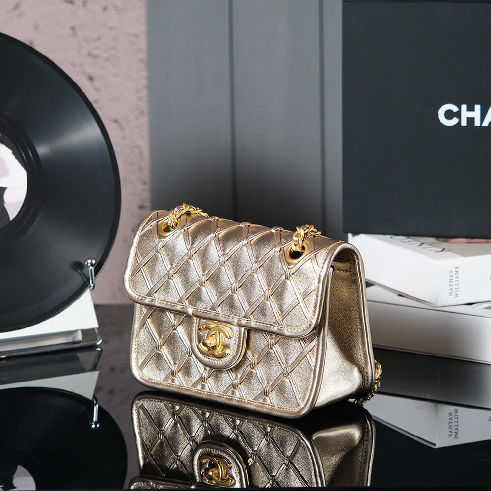 Chanel Mini Flap Bag - Replica Luxury Bags™
