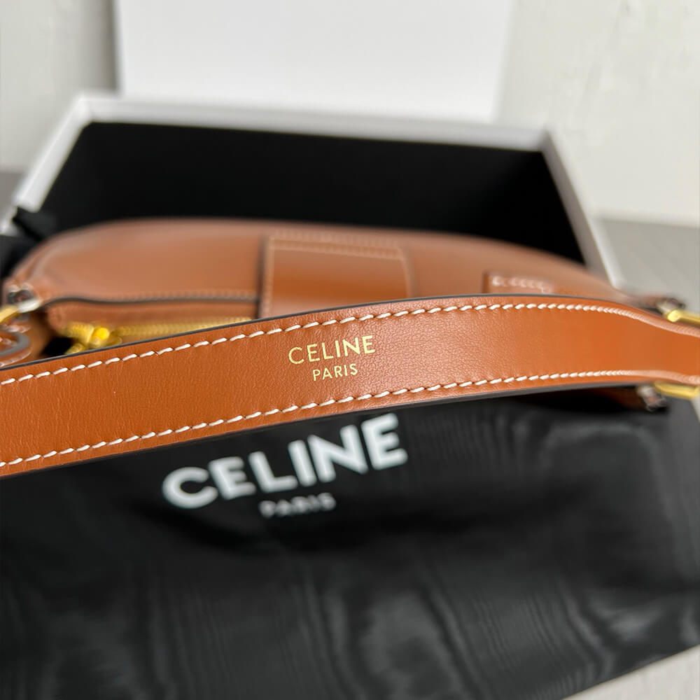 CELINE MEDIUM AVA TRIOMPHE BAG in Smooth Calfskin - Replica Luxury Bags™
