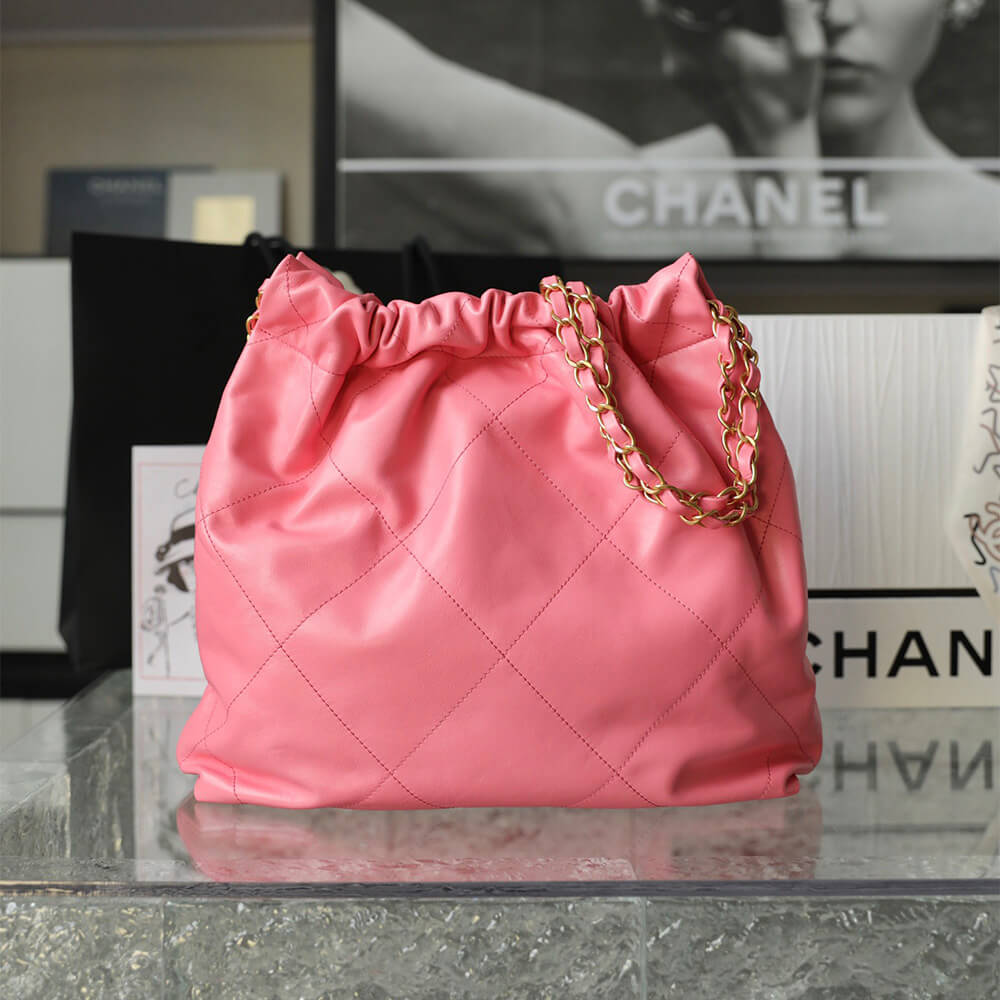 Chanel 22 Small Handbag - Replica Luxury Bags™
