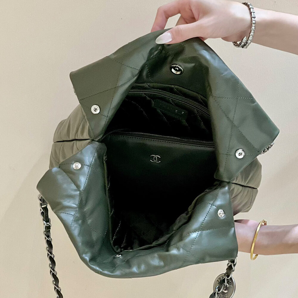 CHANEL 22 HANDBAG - Replica Luxury Bags™
