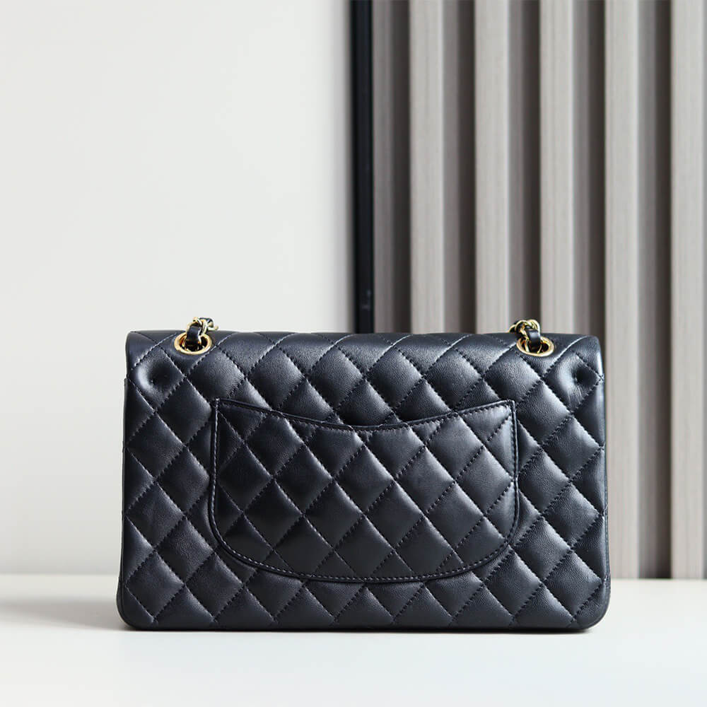 Chanel Classic Flap Handbag - Replica Luxury Bags™
