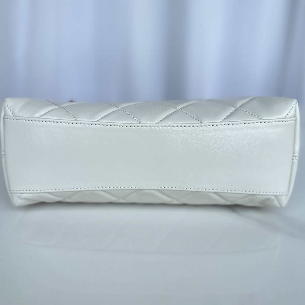 Chanel Hobo Bag - Replica Luxury Bags™