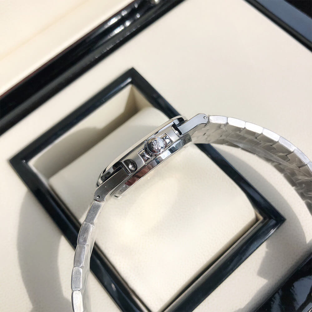 Patek Philippe Nautilus 5711/1A - Replica Luxury Bags™