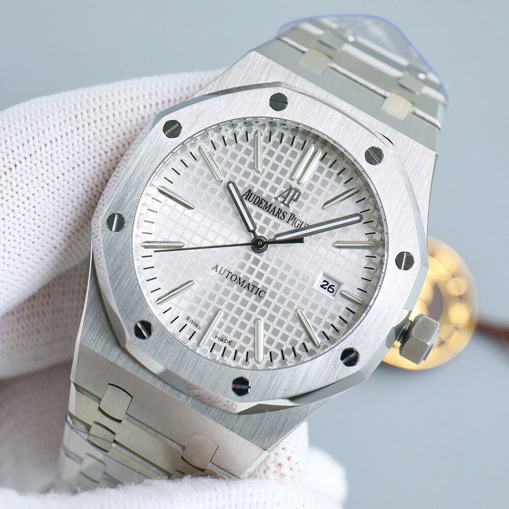 Audemars Piguet Royal Oak 15400 - Replica Luxury Bags™