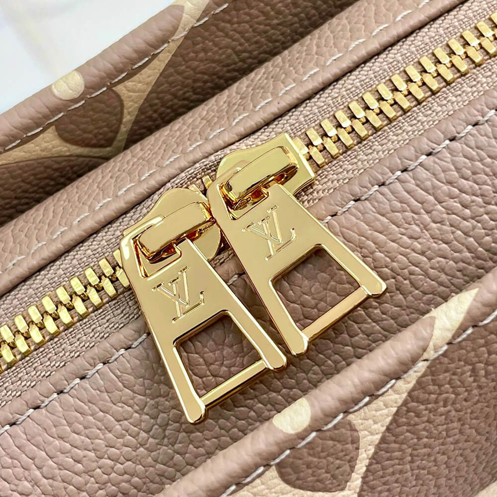 LV OnTheGo East West Bag - Replica Luxury Bags™