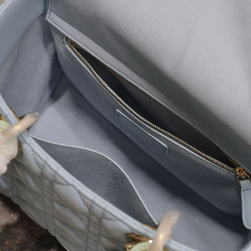 Medium Lady Dior Bag - Replica Luxury Bags™