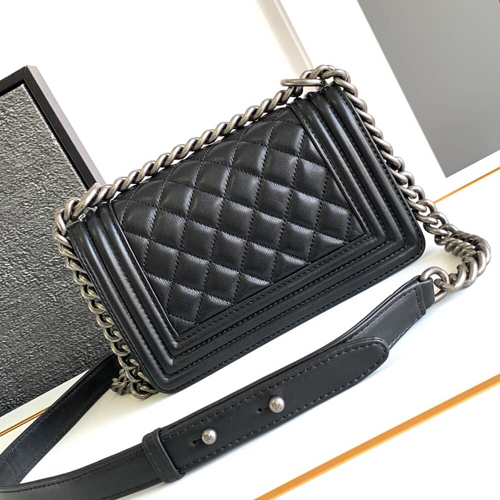 Small Boy Chanel Handbag - Replica Luxury Bags™