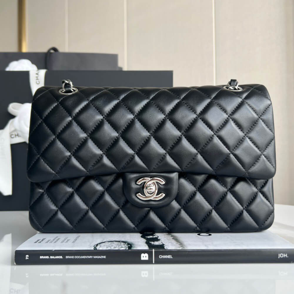 Chanel Classic Flap Handbag - Replica Luxury Bags™