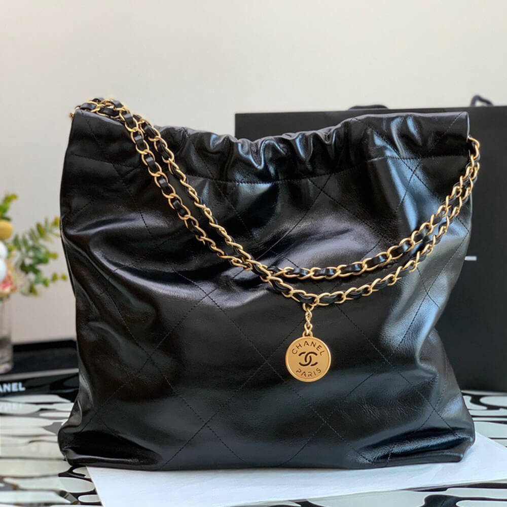 Chanel 22 Small Handbag - Replica Luxury Bags™
