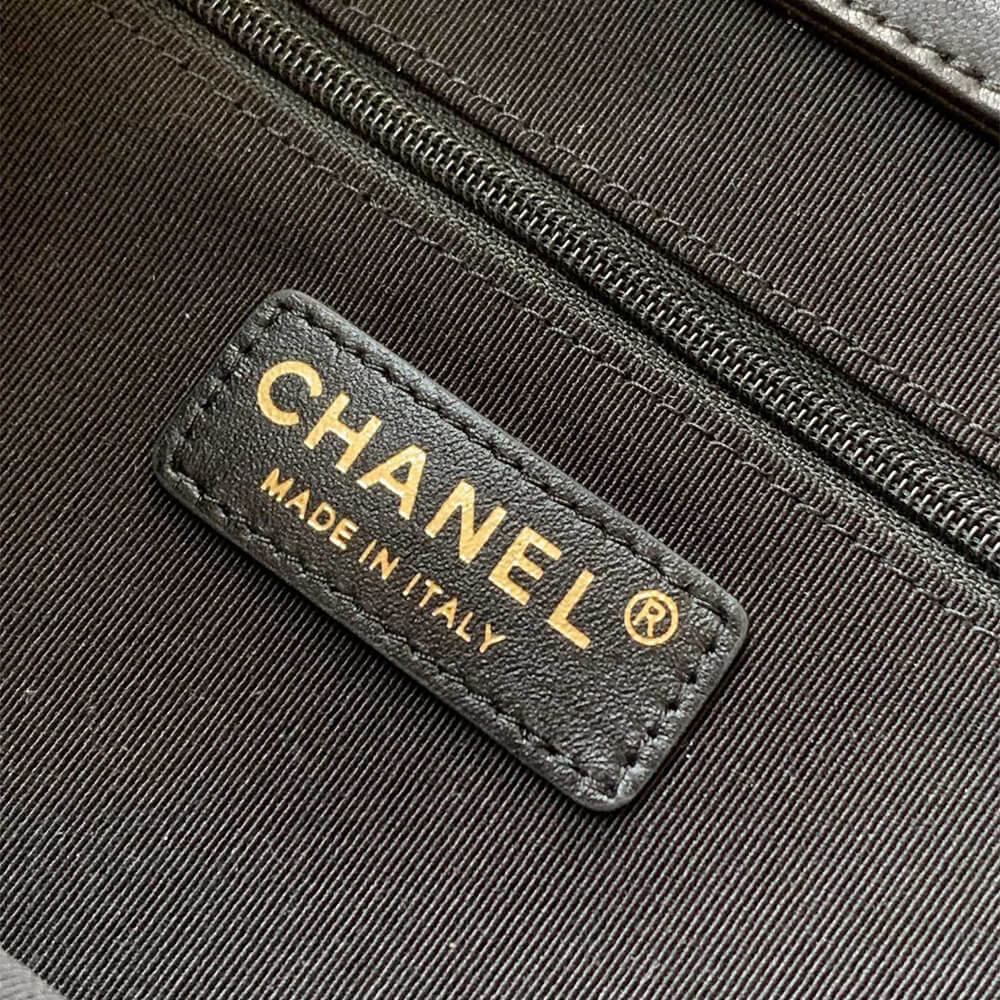 Chanel Hobo Bag on 25 Fashion Show in Black and Beige - Replica Luxury Bags™