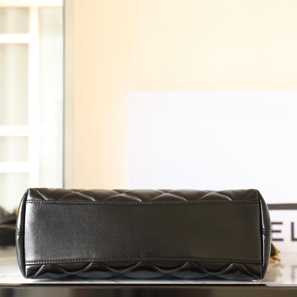 CHANEL HOBO BAG - Replica Luxury Bags™