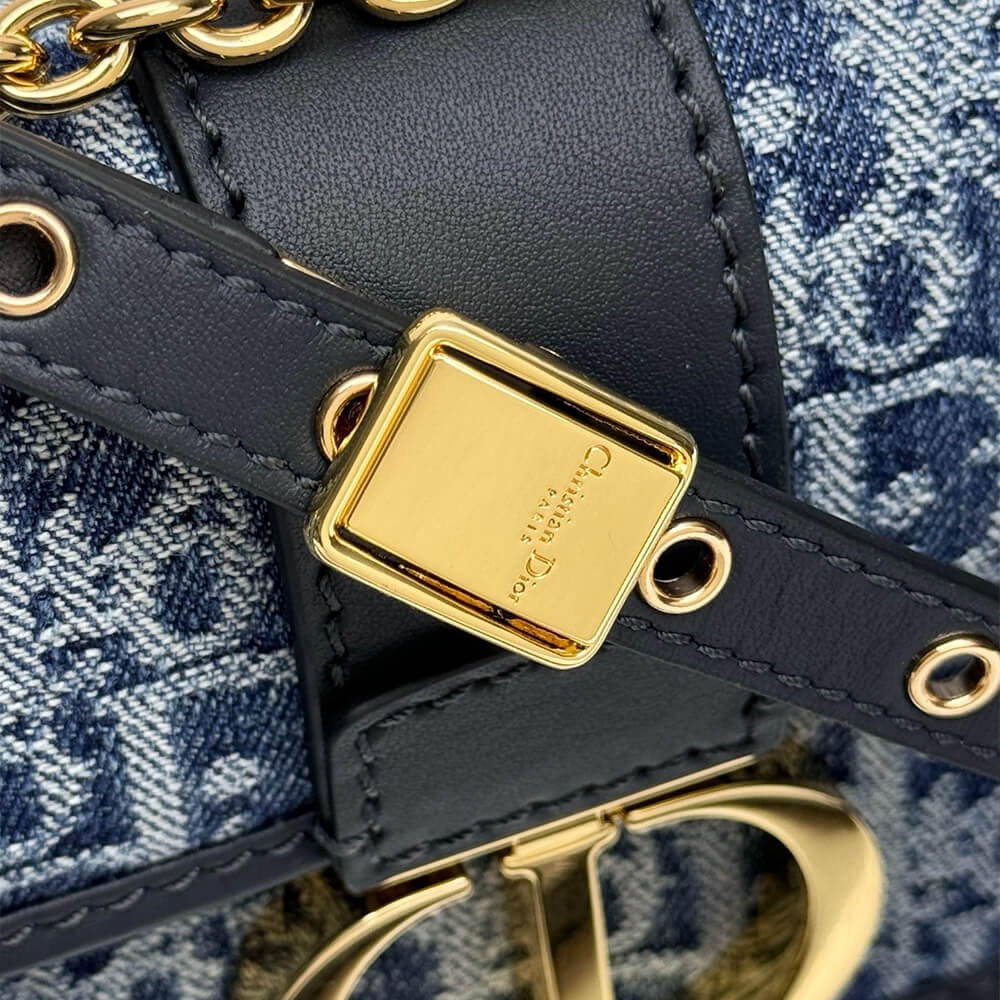 Dior 30 Montaigne East-West Bag with Chain - Replica Luxury Bags™