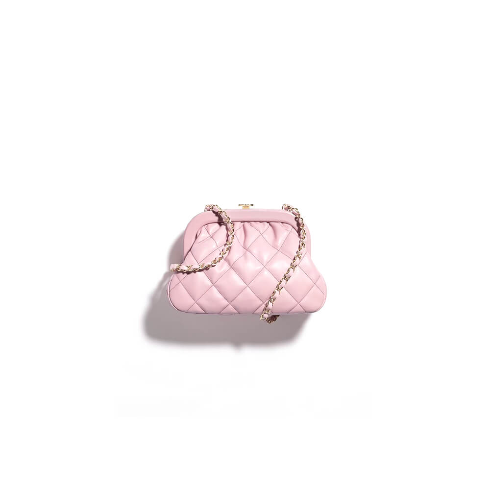Chanel Clutch Bag in Pink - Replica Luxury Bags™