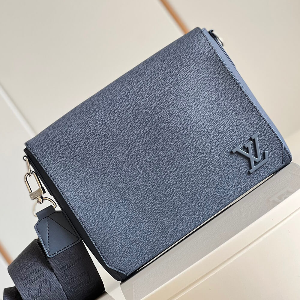 LV Takeoff Messenger Bag - Replica Luxury Bags™