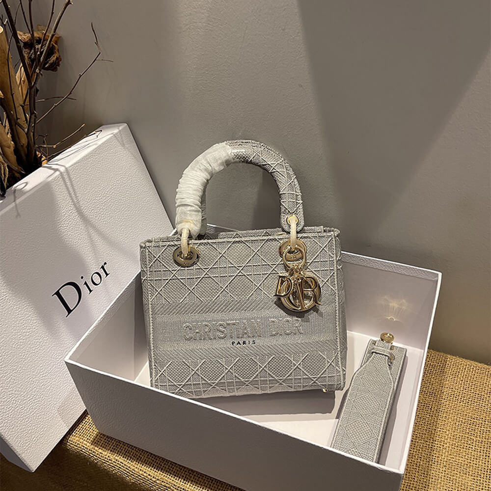 Dior Medium Lady D-Lite Bag - Replica Luxury Bags™