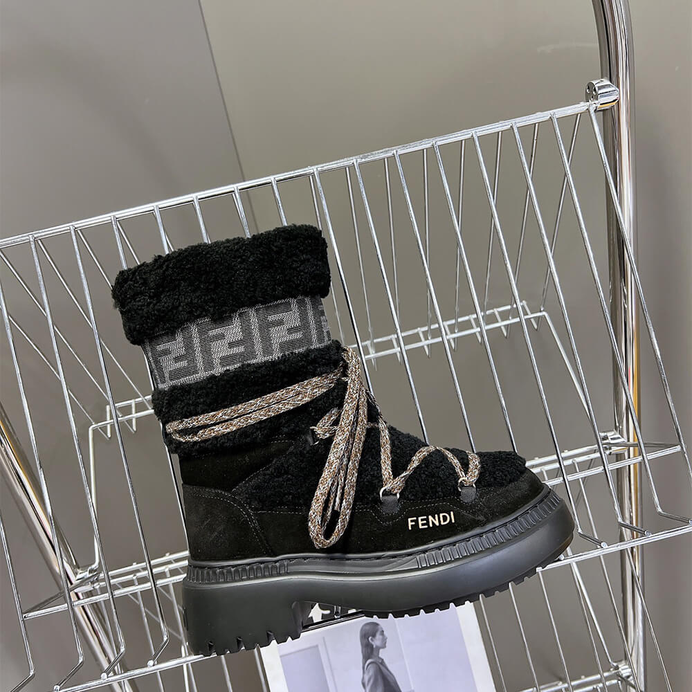 Fendi Apres Chic Shoes - Replica Luxury Bags™