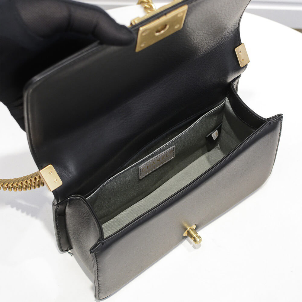 Boy Chanel Handbag - Replica Luxury Bags™